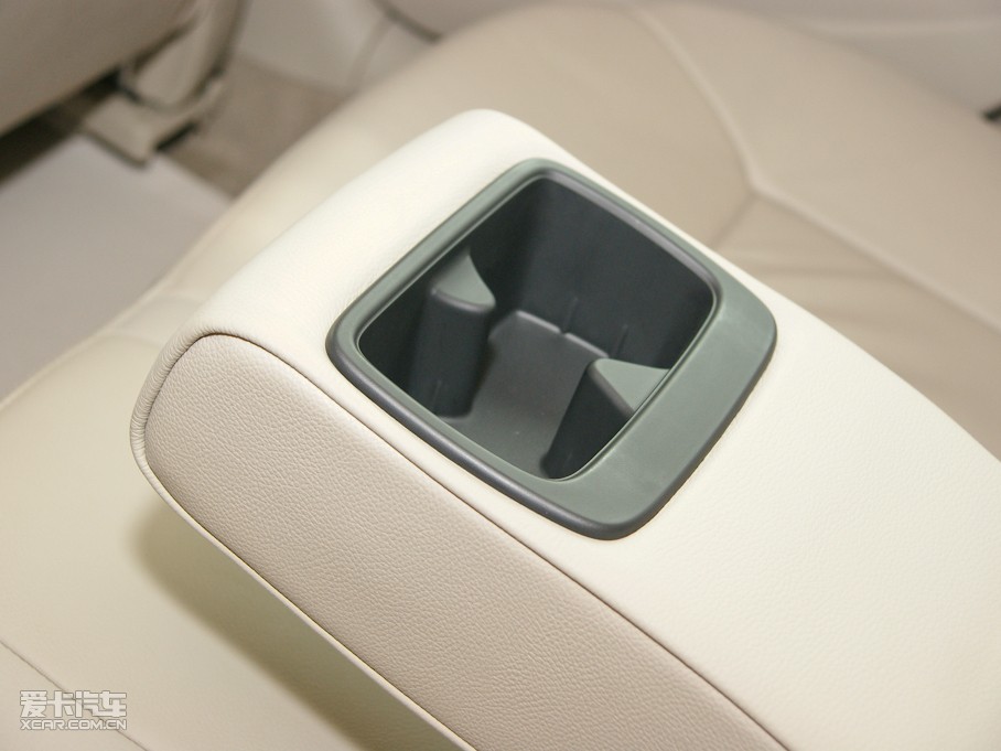 2010vB70 2.3L ԄӺA