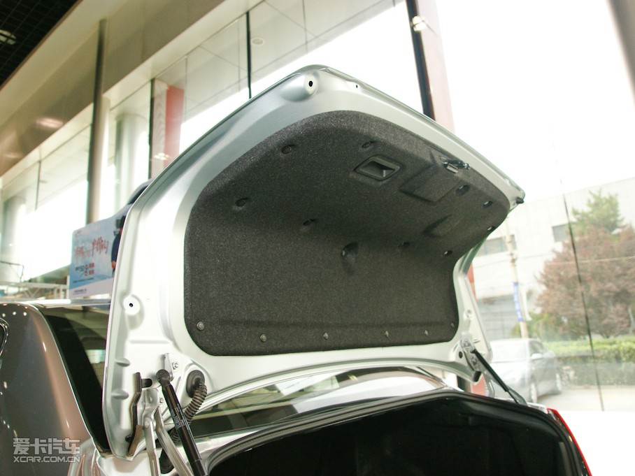 2010vB70 2.3L ԄӺA