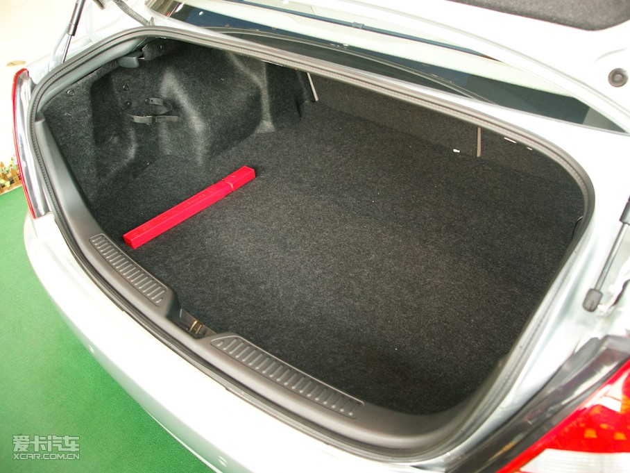 2010vB70 2.3L ԄӺA