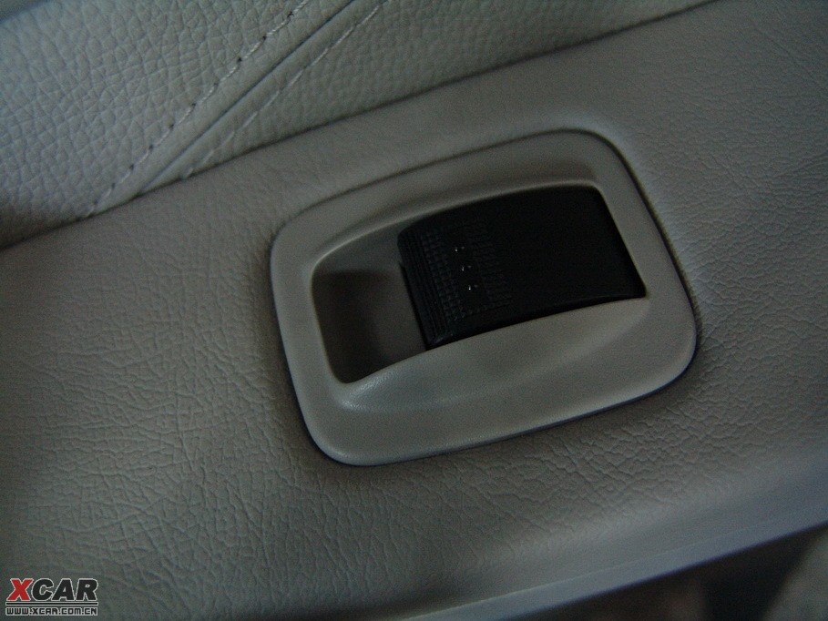 2010vB70 2.0L ԄӺA