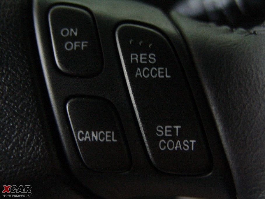 2010vB70 2.0L ԄӺA