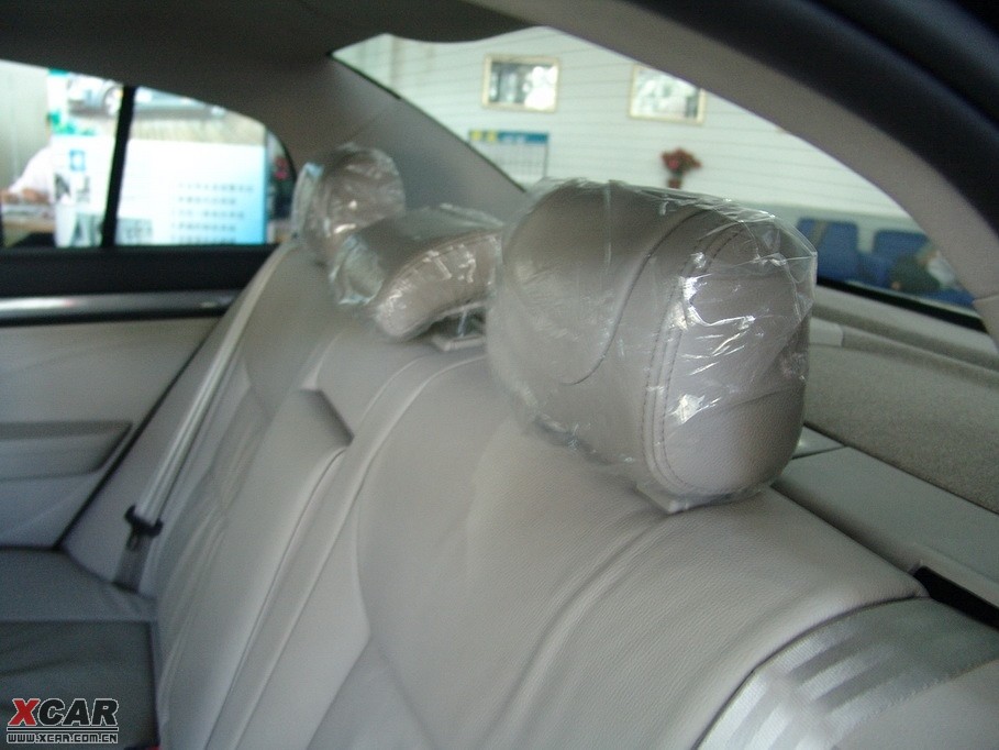 2010vB70 2.0L ԄӺA