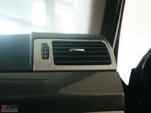 2010款2.0L 自动豪华版 中控区