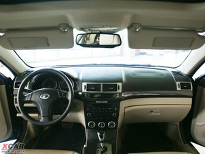 2010款2.0L 自动豪华版 中控区