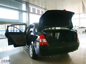 2010款2.0L 自动豪华版 空间座椅