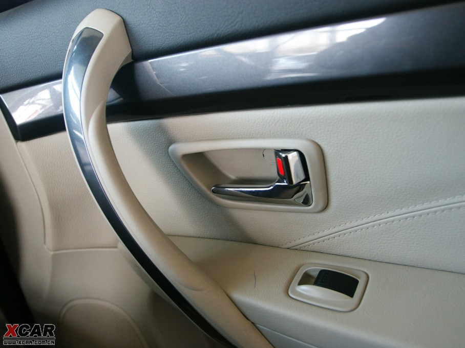 2010vB70 2.0L ԄӺA