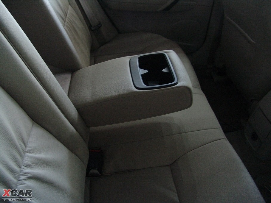 2010vB70 2.0L ԄӺA