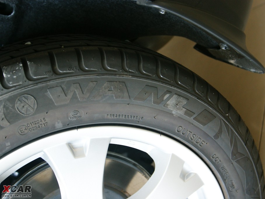 2010vB70 2.0L ԄӺA