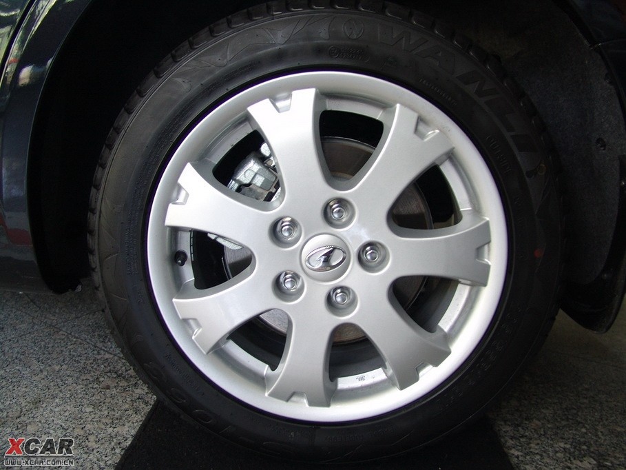 2010vB70 2.0L ԄӺA