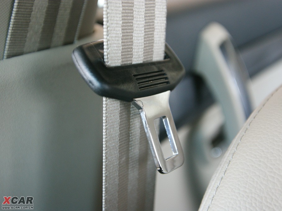 2010vB70 2.0L ԄӺA