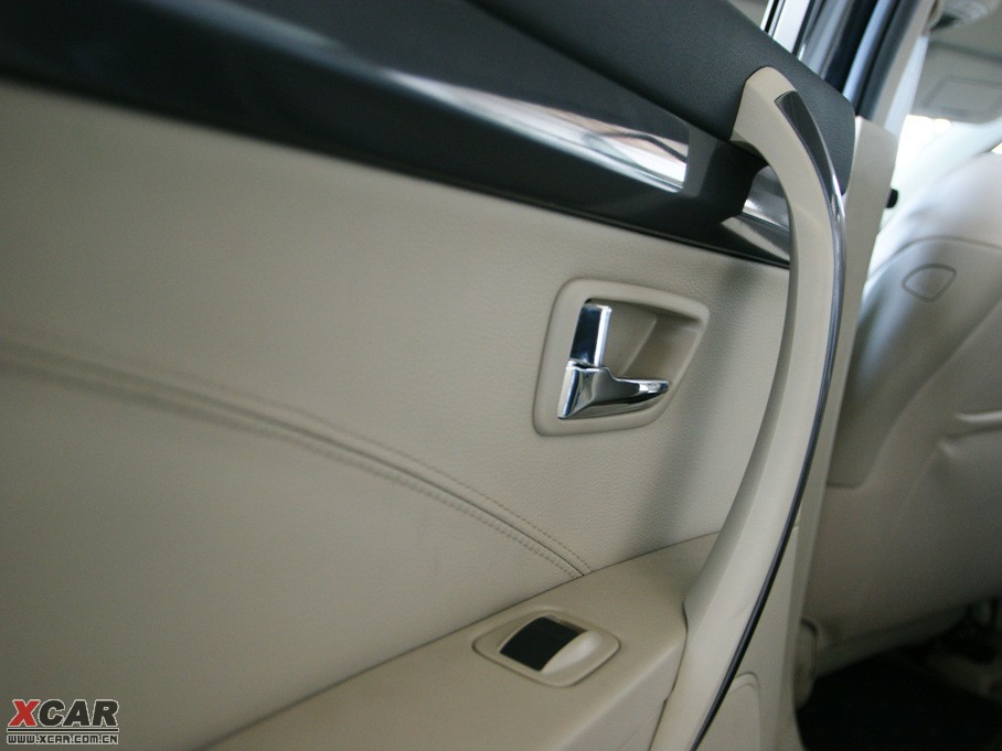 2010vB70 2.0L ԄӺA