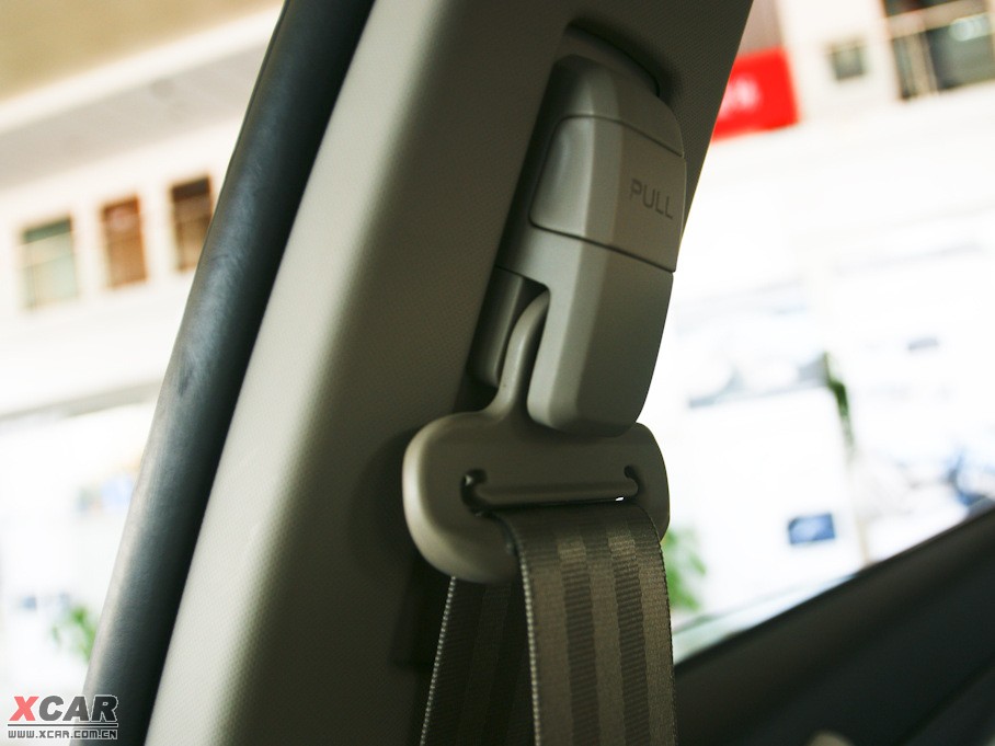 2010vB70 2.0L ԄӺA