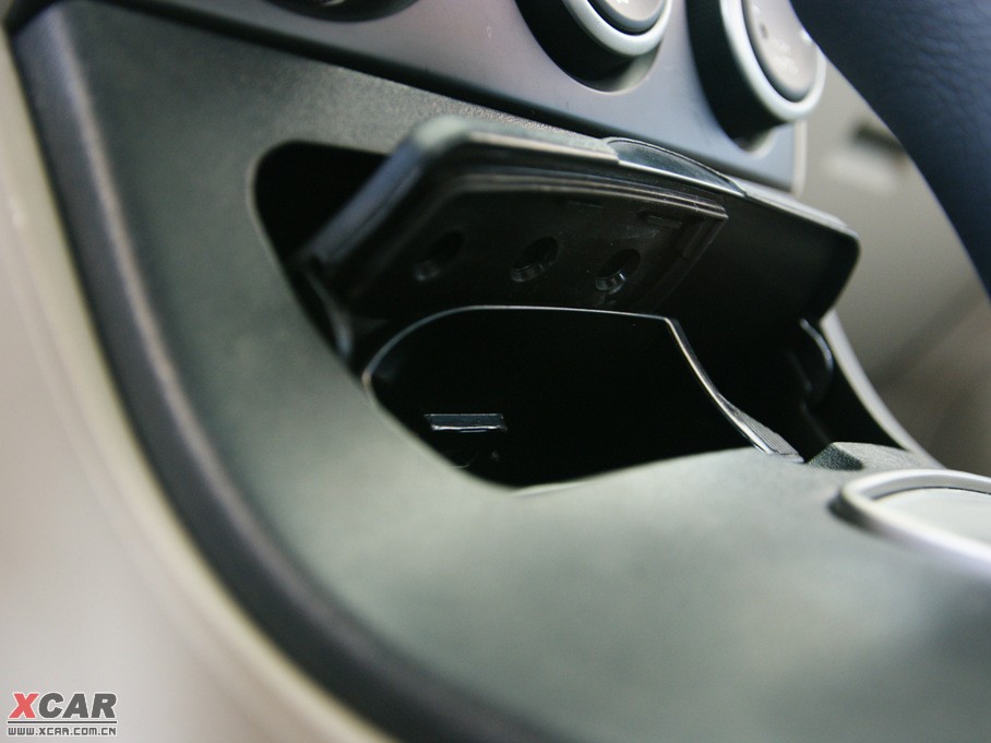 2010vB70 2.0L Ԅ(dng)A