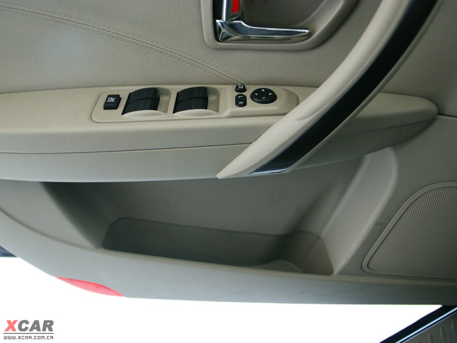 2010vB70 2.0L ԄӺA