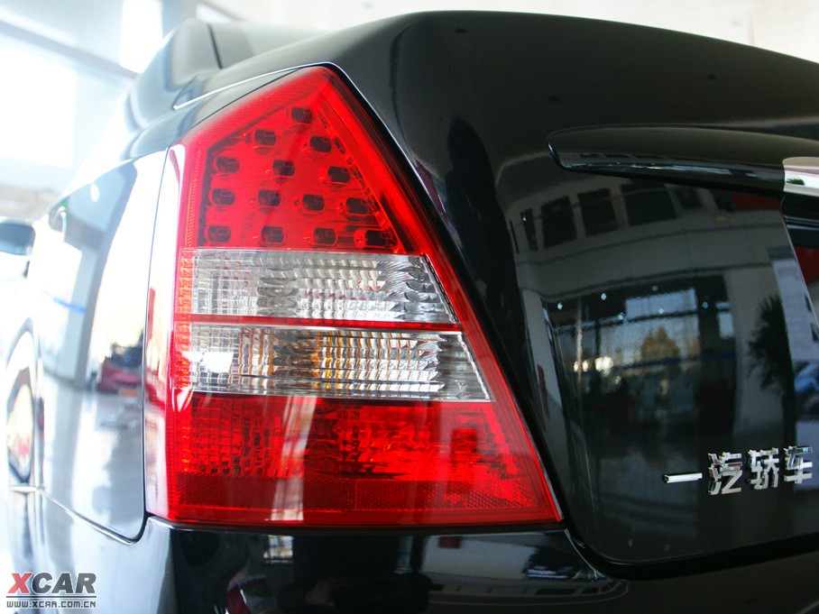 2010vB70 2.0L ԄӺA