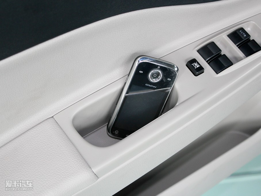 2011vB50 1.6L Ԅ(dng)F