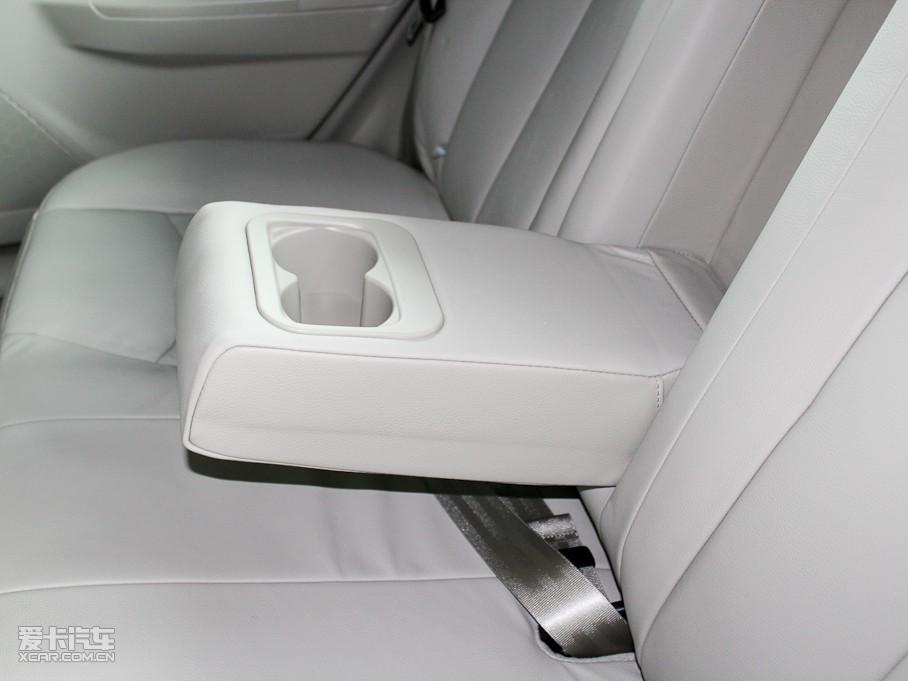 2011vB50 1.6L ԄF