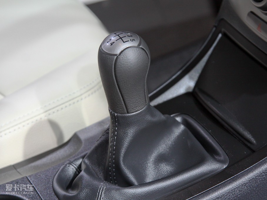 2011��vB50 1.6L �ք����F��