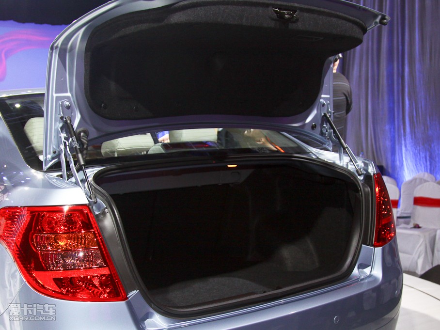 2011��vB50 1.6L �ք����F��