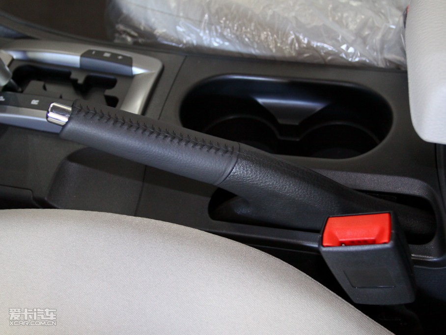 2011��vB50 1.6L �Ԅ�(d��ng)���m��