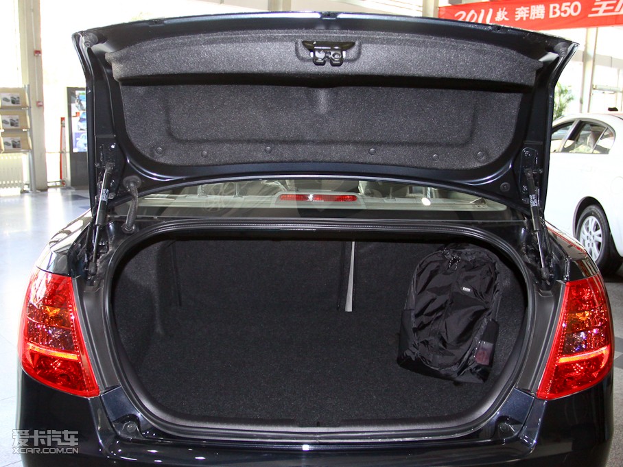 2011vB50 1.6L Ԅm