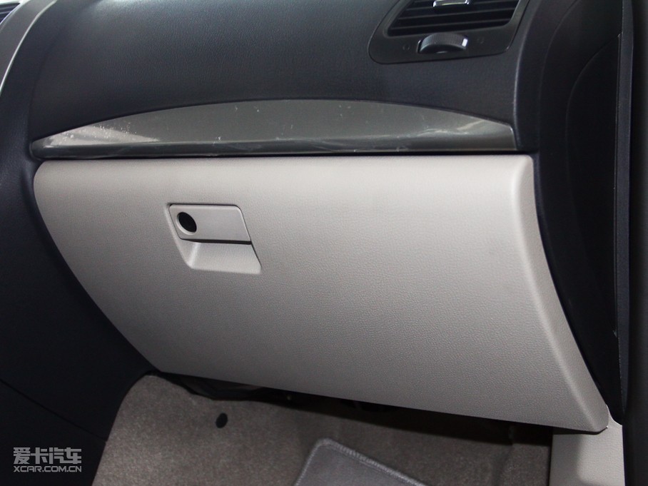 2011vB50 1.6L Ԅm