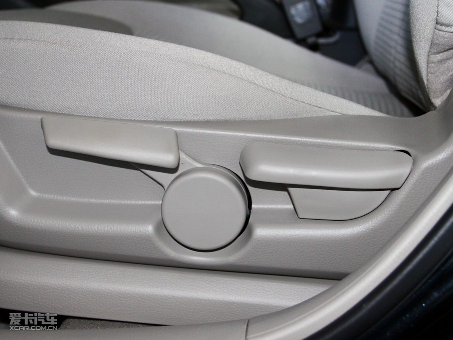 2011��vB50 1.6L �Ԅ����m��