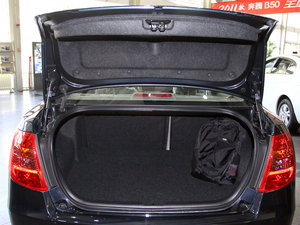 2011款1.6L 自动舒适版 空间座椅