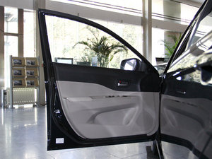 2011款1.6L 自动舒适版 空间座椅