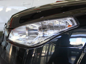 2011款1.6L 自动舒适版 细节外观