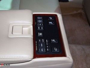 2009款红旗盛世 中控区