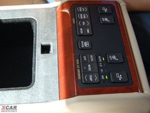 2009款红旗盛世 中控区