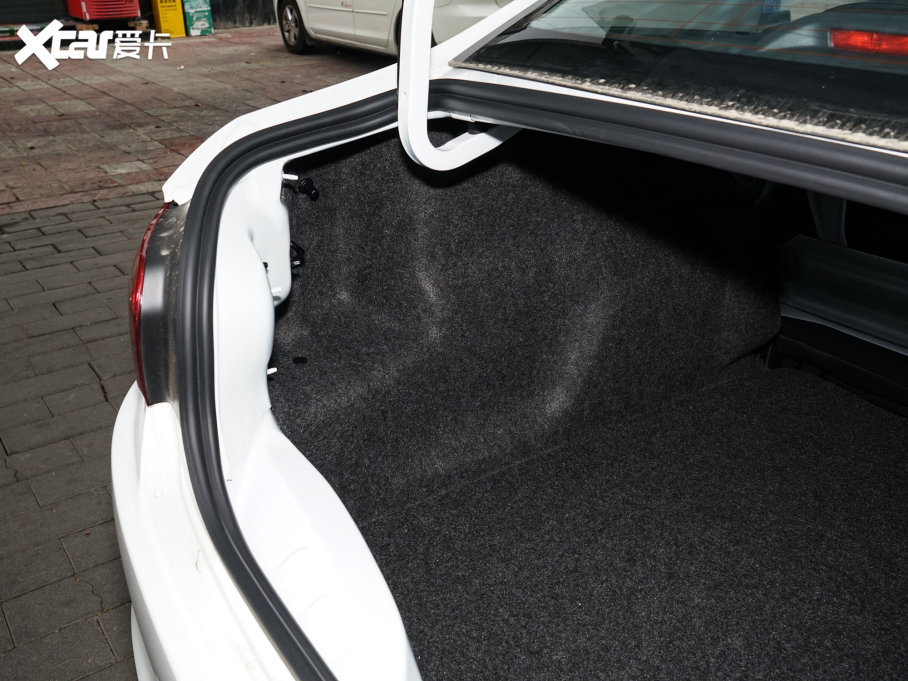 2021e Ԫ ք(dng) 300km