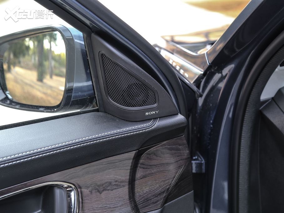 2021;?jin)?390T (q)