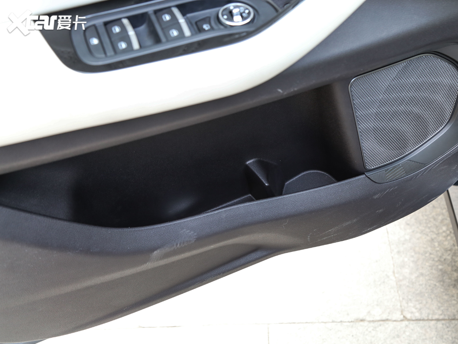 2021;?jin)?390T (q)