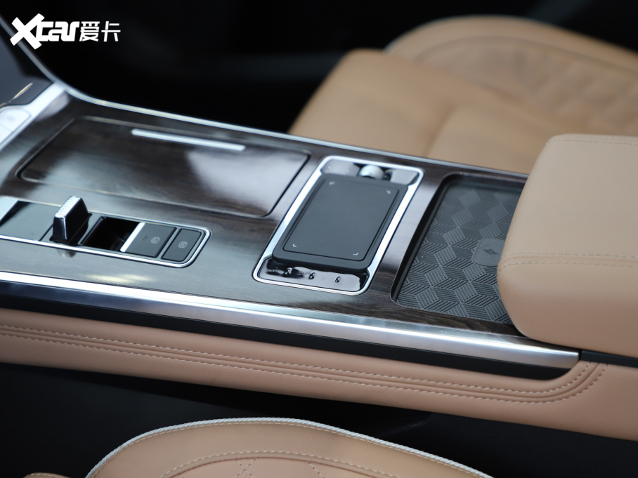 2021;?jin)?390T (q)