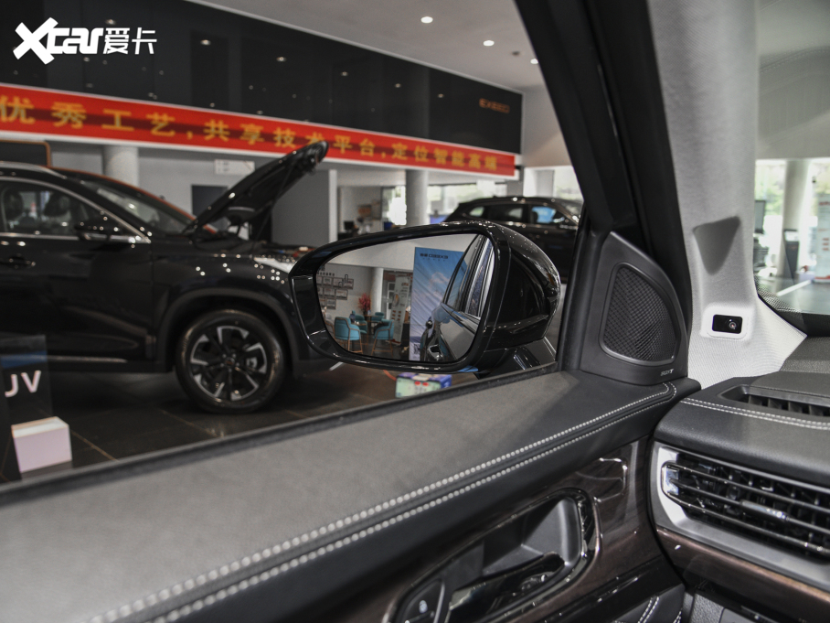 2021;?jin)?390T (q)Lm(x)