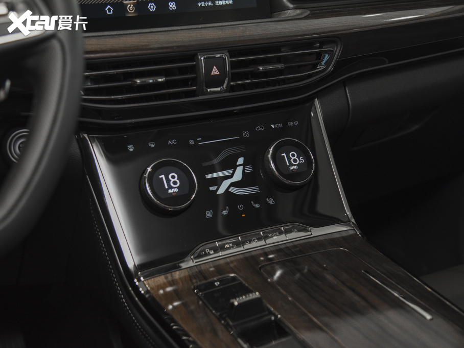 2021; 390T (q)Lm(x)