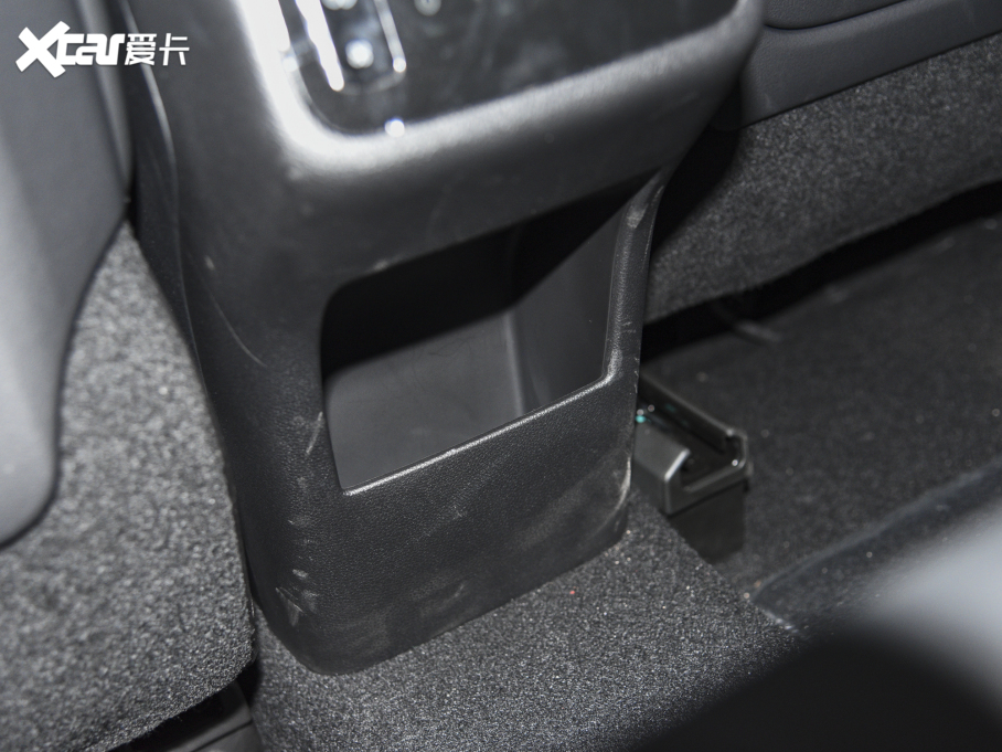 2021; 390T (q)Lm(x)