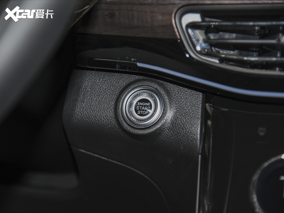 2021; 390T (q)Lm(x)