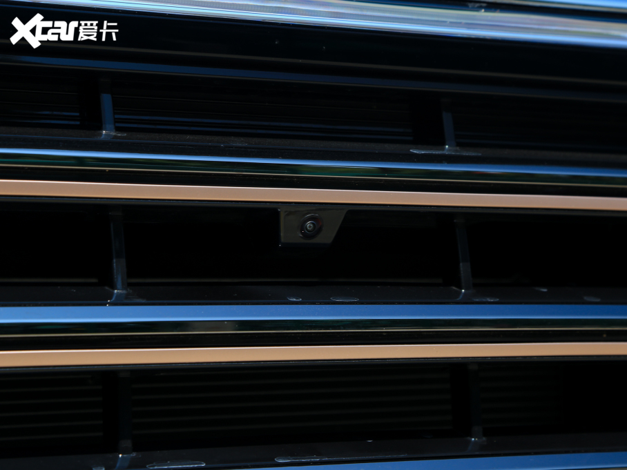 2021; 400T (q)Pro 7