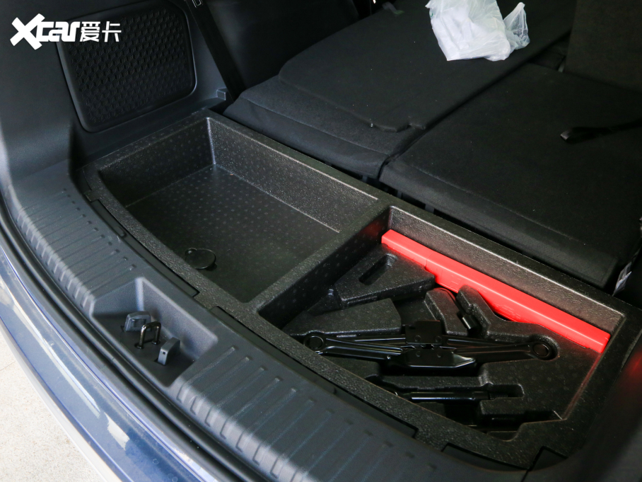 2021; 400T (q)Pro 7