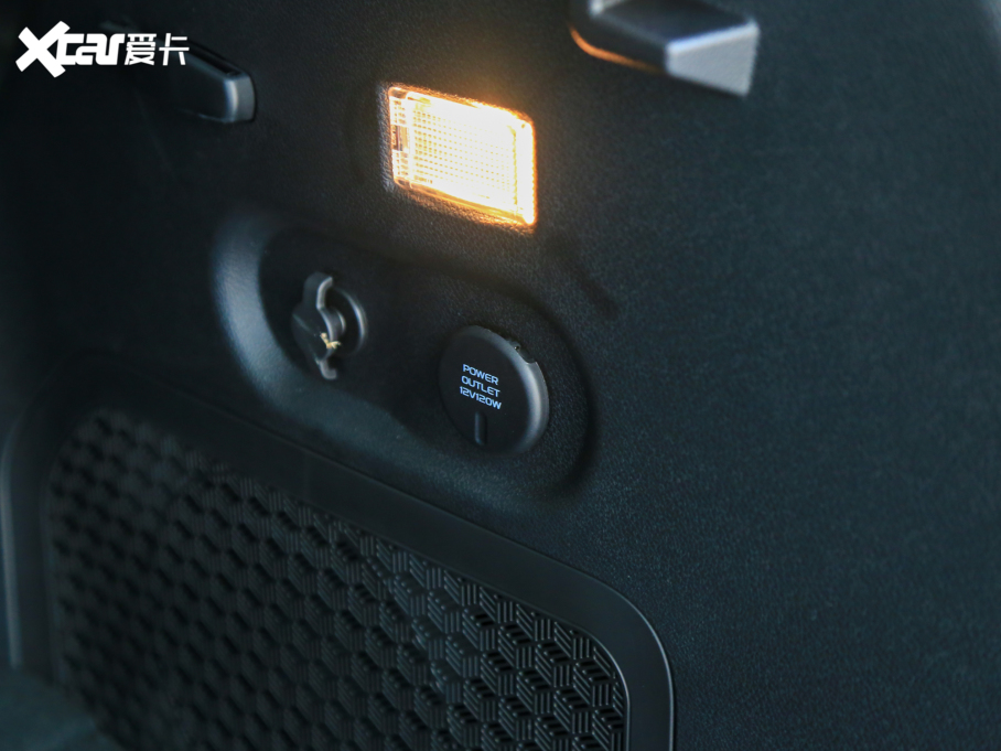 2021; 400T (q)Pro 7