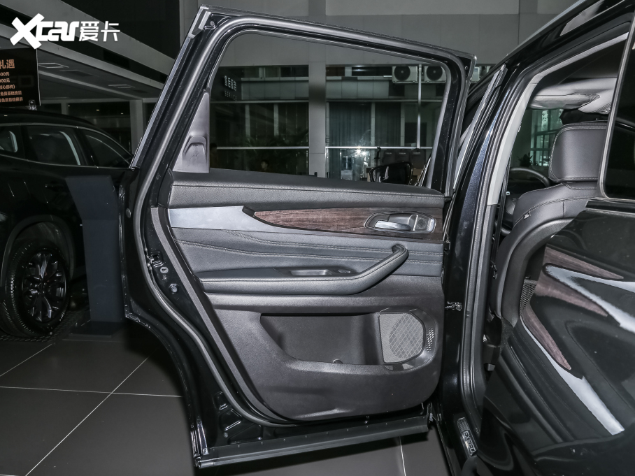 2021; 400T (q)ҫPro 7