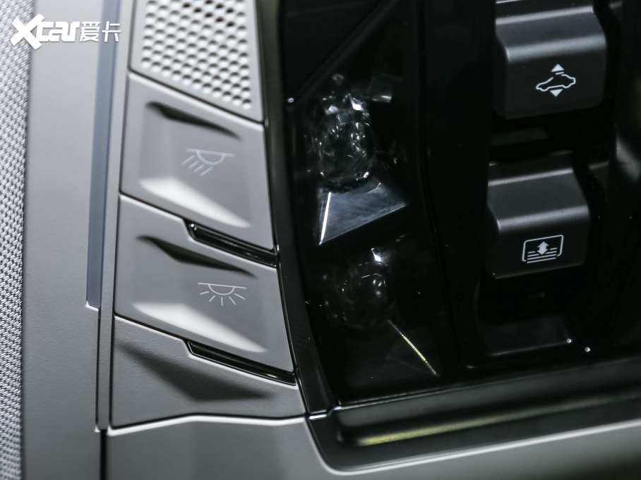 2021; 400T (q)ҫPro 7