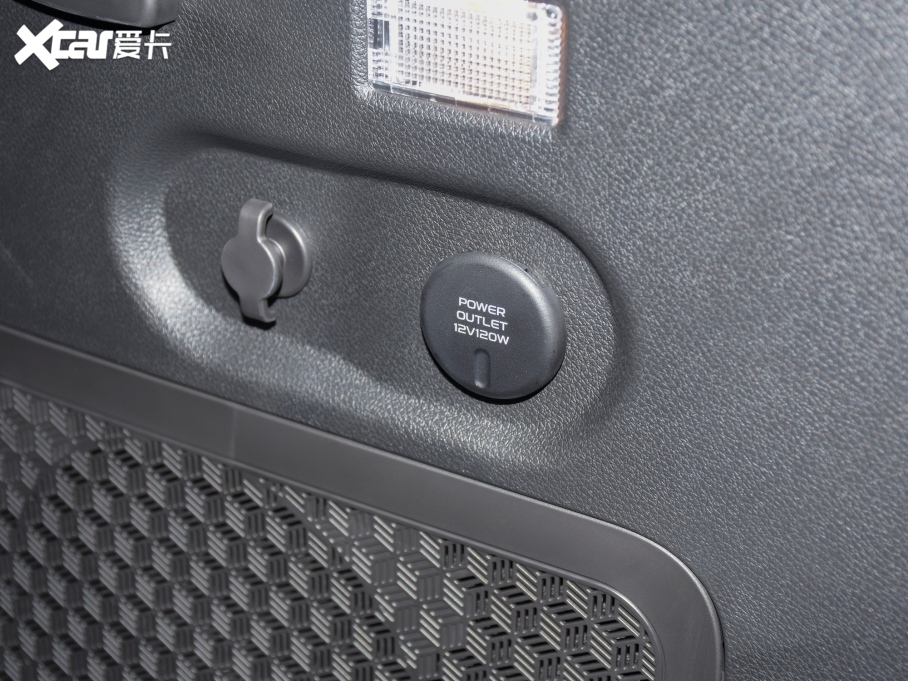 2021; 400T (q)Pro 7