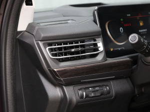 2021390T (q)ҫ п؅^(q)