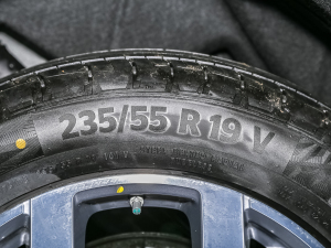 2021400T ҫPro 7 ݆̥ߴ