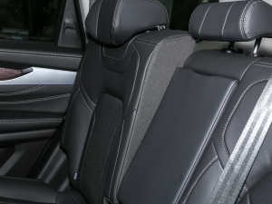 2021400T (q)ҫPro 7 g