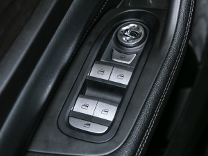 2021400T (q)ҫPro 7 {܇ƅ^(q)	